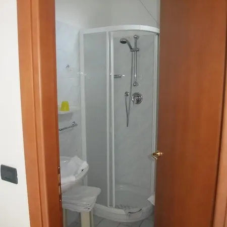 阿德里安娜酒店 酒店 2*