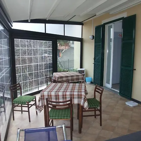 阿德里安娜酒店 酒店 2*